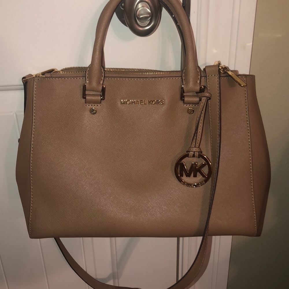 Michael Kors purse